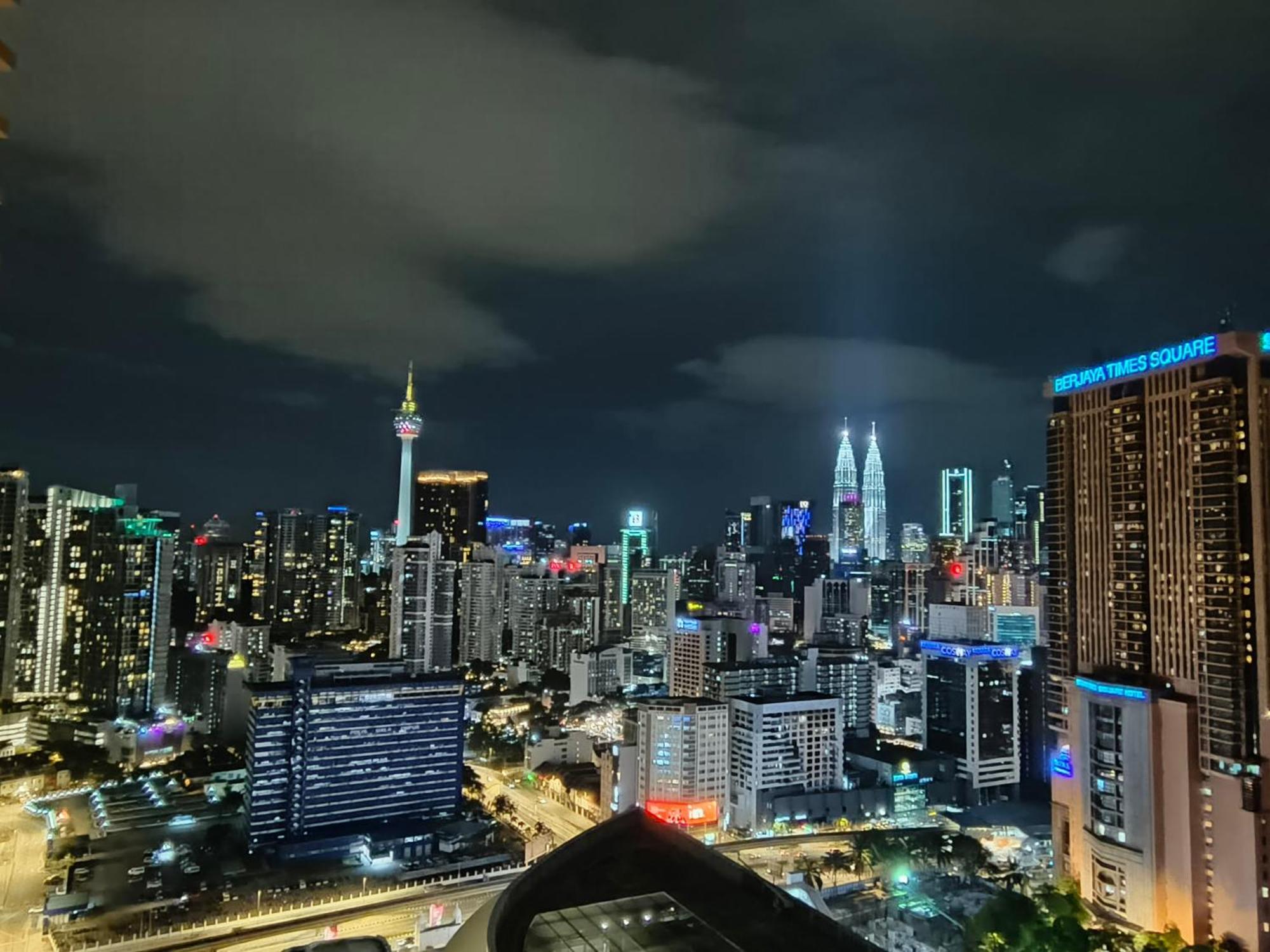 Lucentia Suites Klcc By City View Kuala Lumpur Exterior photo