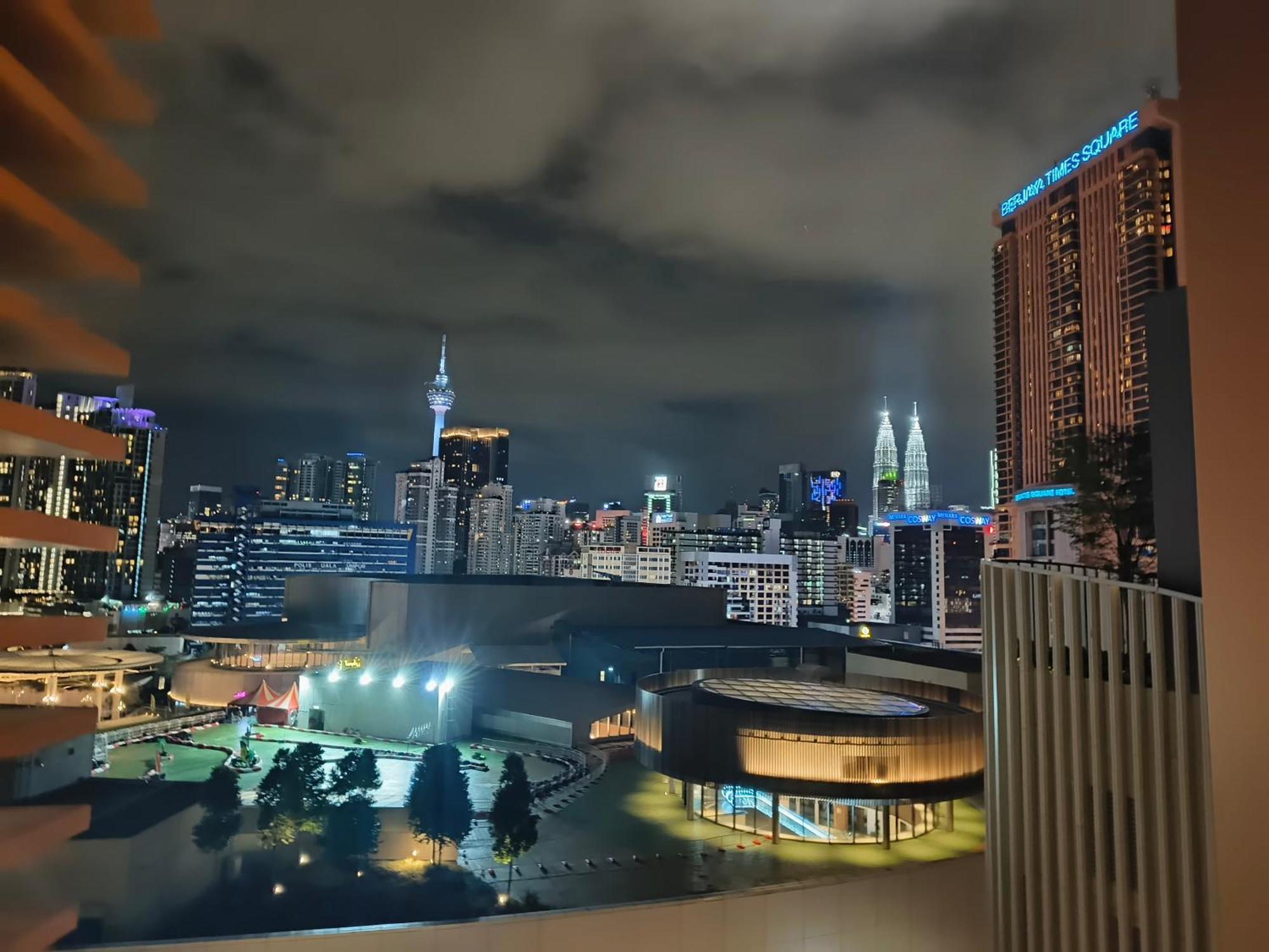 Lucentia Suites Klcc By City View Kuala Lumpur Exterior photo